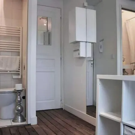 Place Maubert Vue Calme Clair Lift Ac Апартаменты *